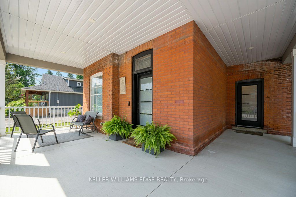 89 Lynden Rd Road