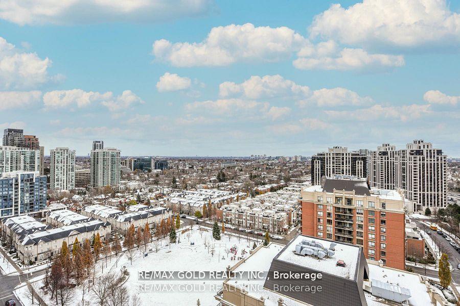 2 Bedrooms Condo at 30 Harrison Garden, Toronto For sale