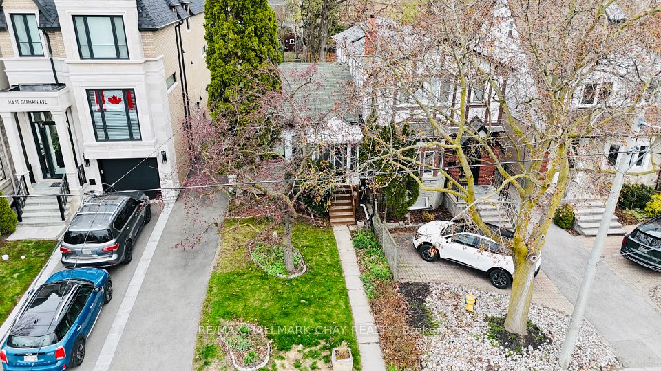 310 St Germain