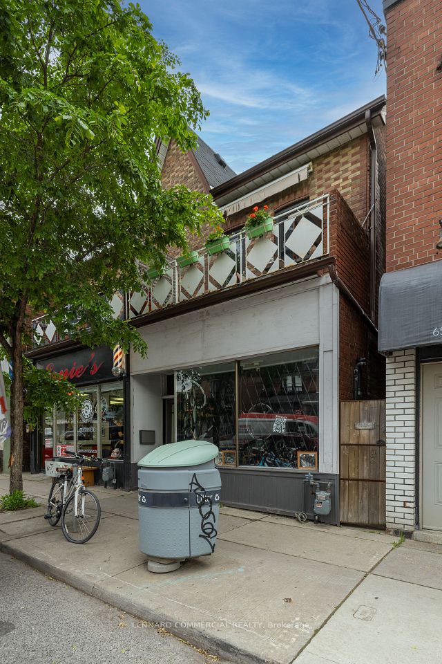 1157 Davenport