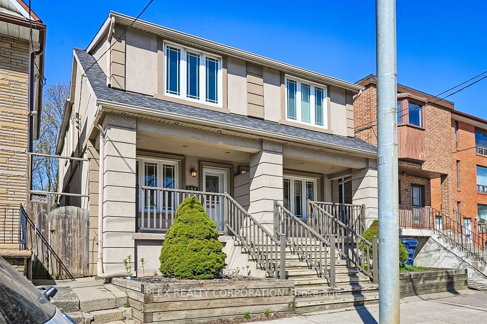 192 Coxwell