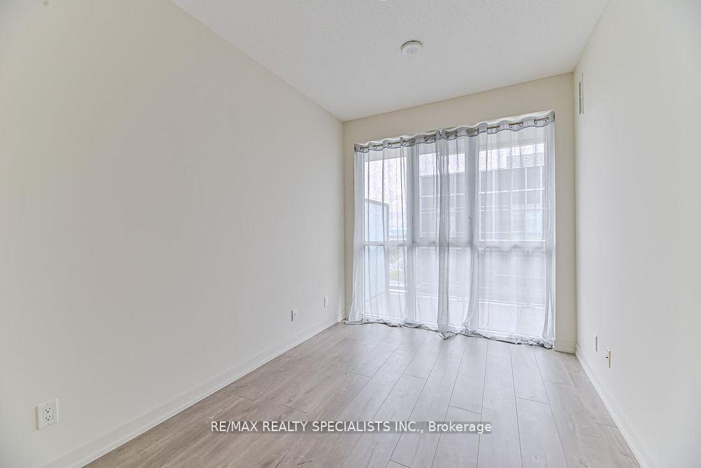 1 Bedroom Condo at 2087 Fairview, Burlington For sale
