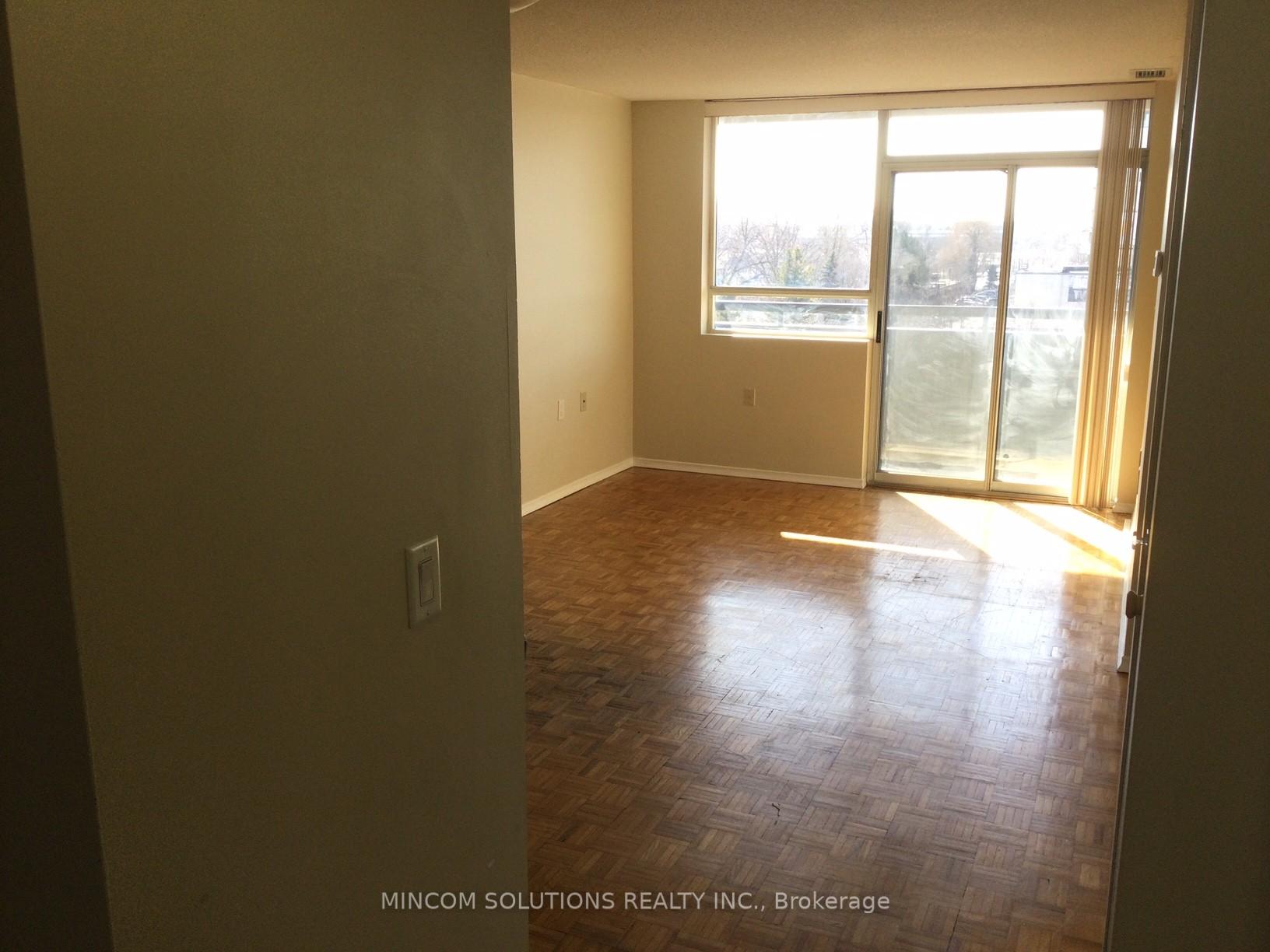 1 Bedroom Condo at 555 Wilson Heights,  Toronto For sale