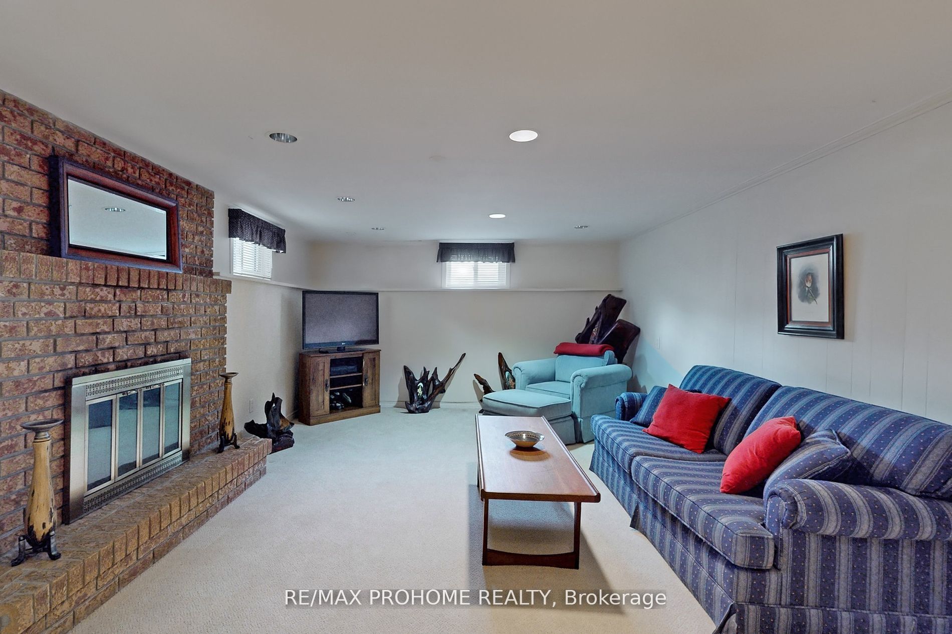 17 Oakworth Crescent