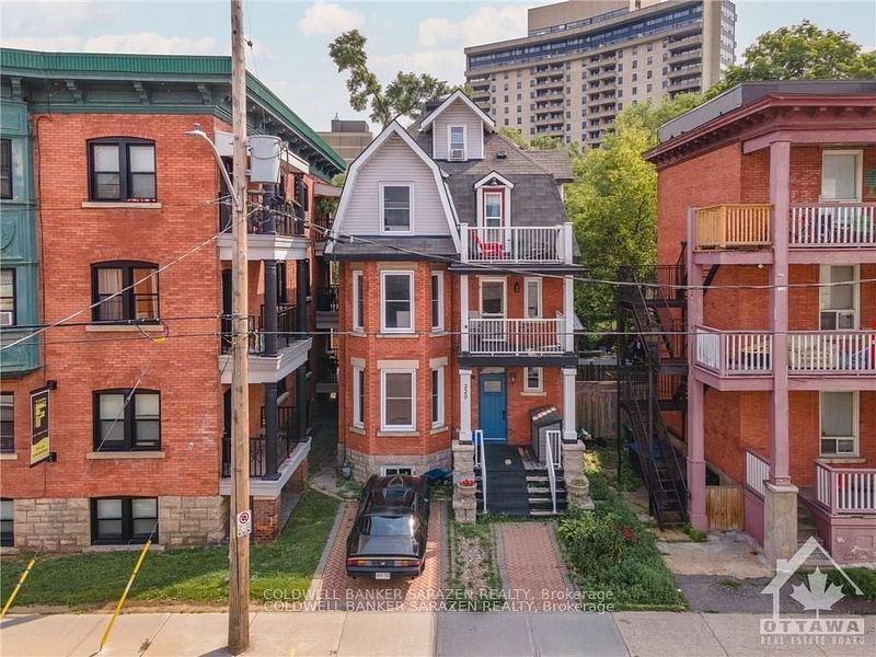 229 Charlotte