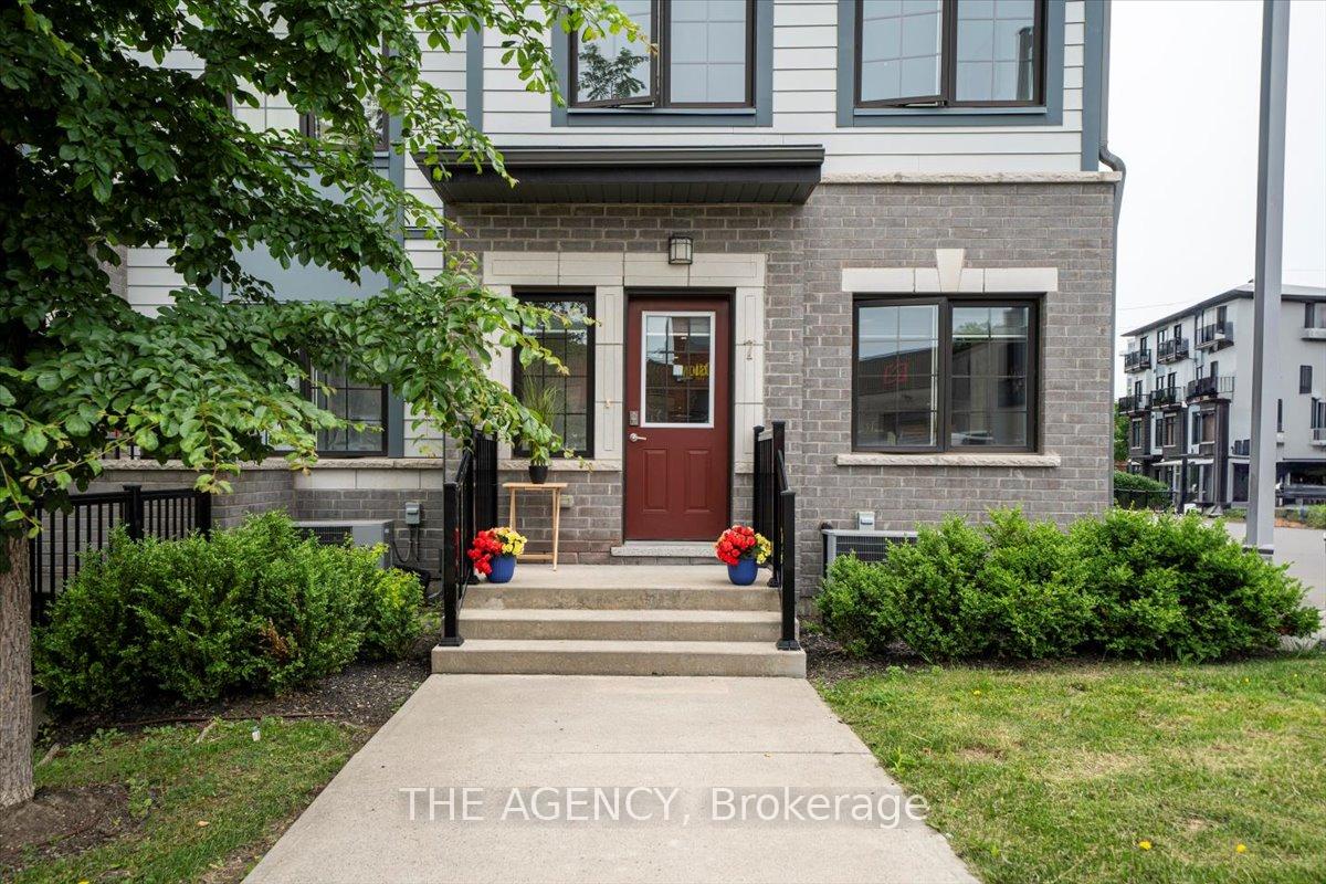 2 Bedrooms Condo at 7 Forbes, Toronto For sale