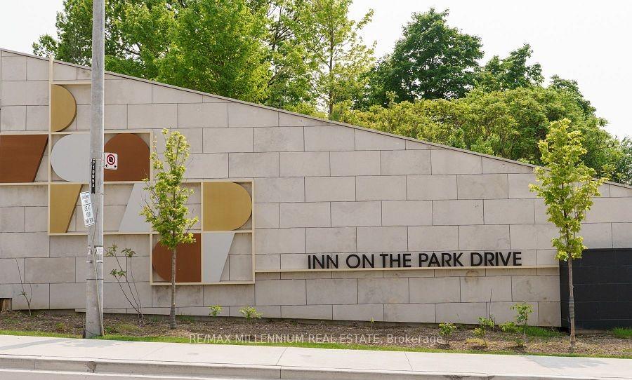 1 Bedroom Condo at 10 Inn on the park, Toronto For sale