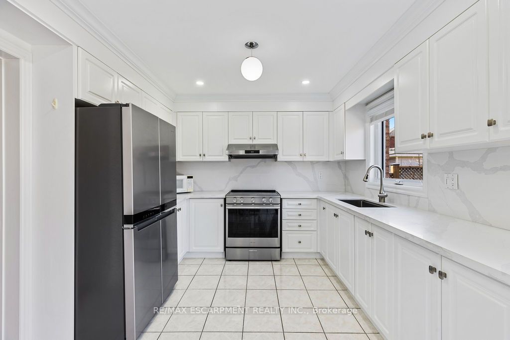 5100 Fallingbrook Drive