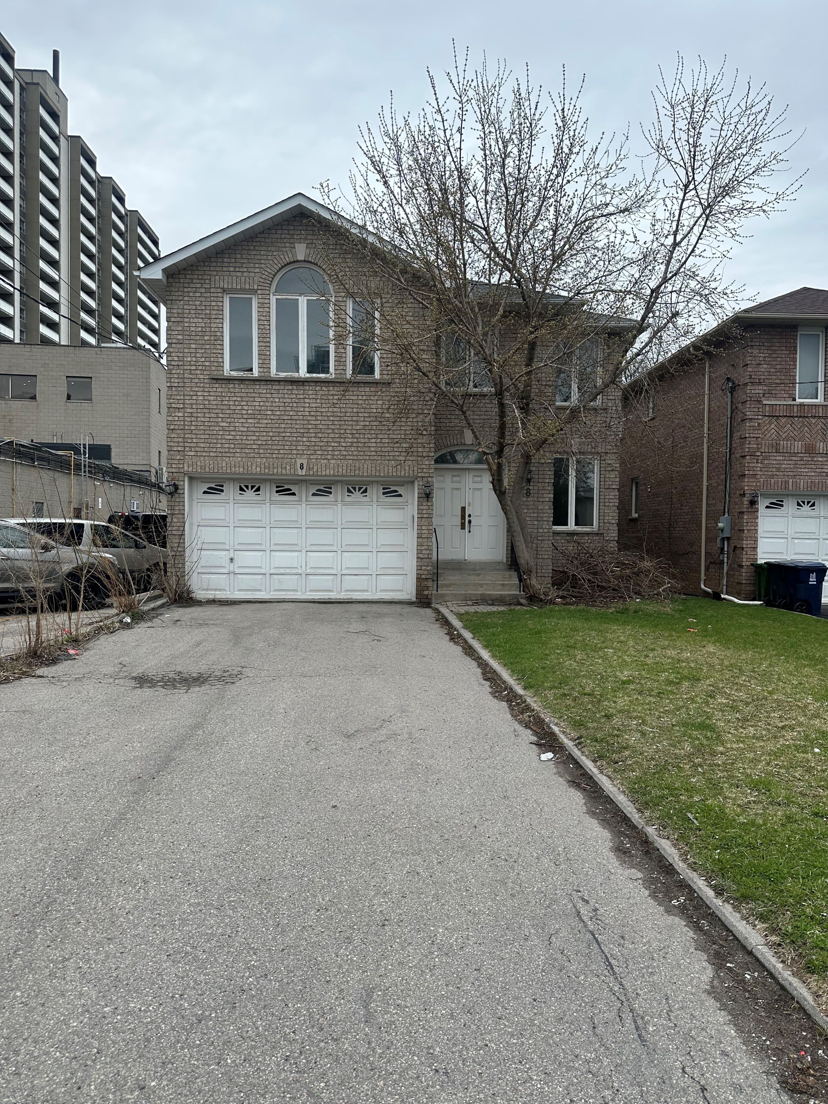 8 Wedgewood Drive