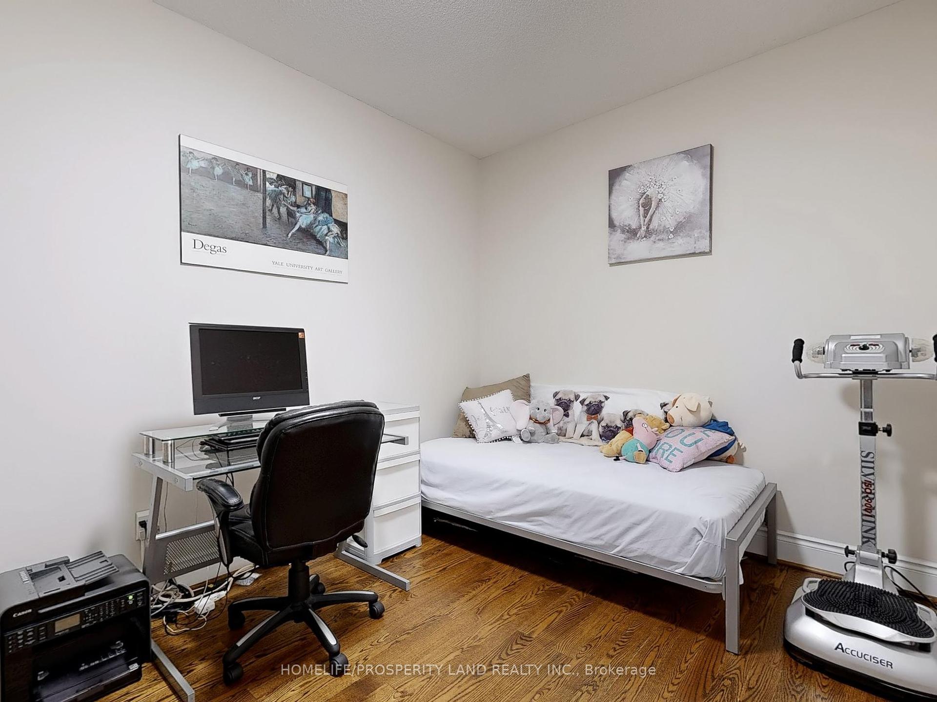 3 Bedrooms Condo at 89 Skymark, Toronto For sale
