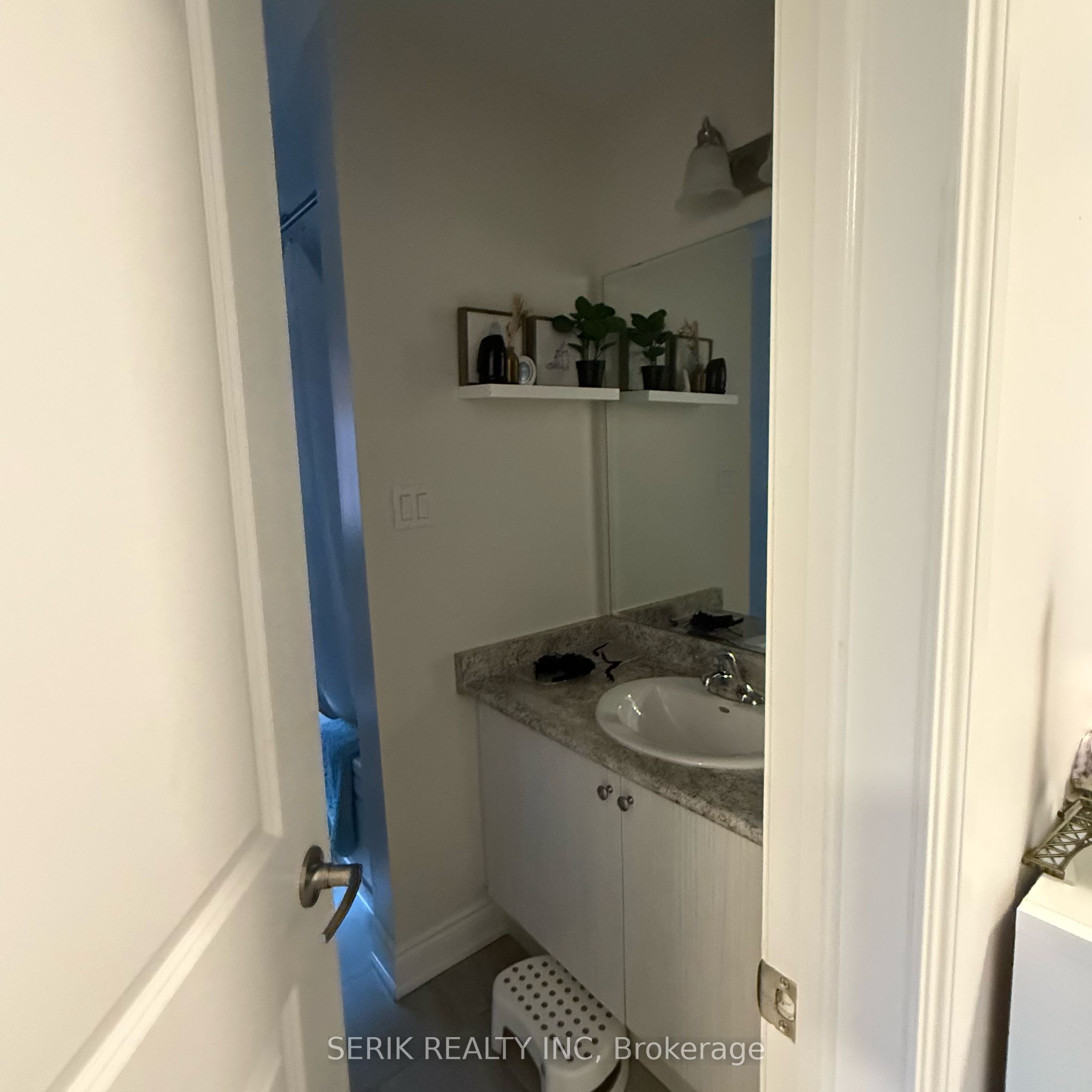 54 Oakmore Lane