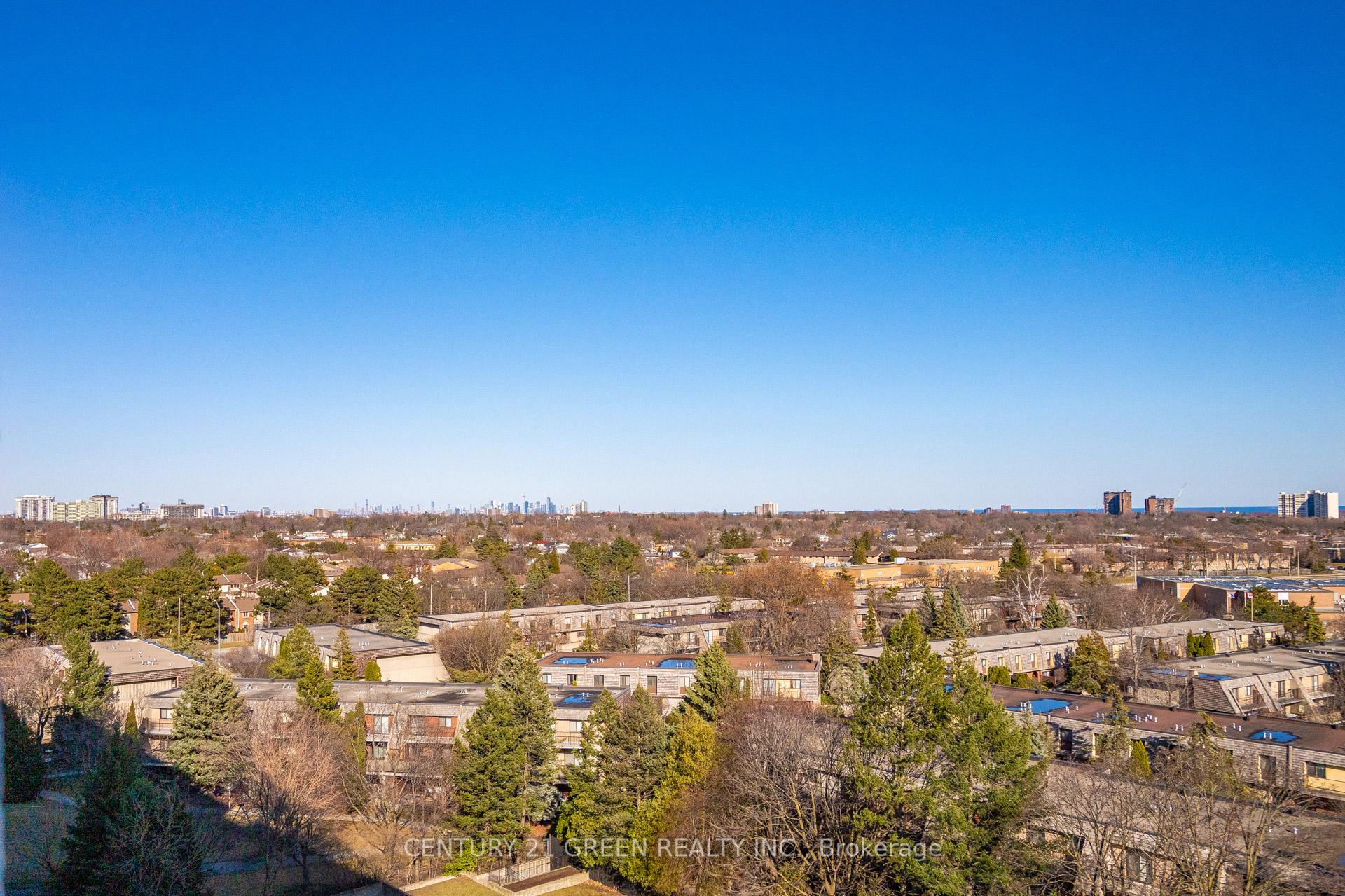 4 Bedrooms Condo at 1300 Mississauga Valleys, Mississauga For sale