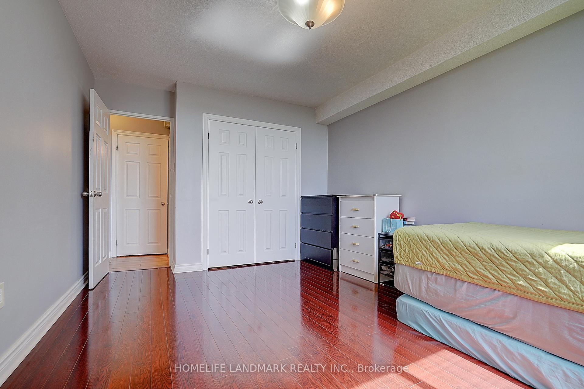 2 Bedrooms Condo at 350 Seneca Hill, Toronto For sale