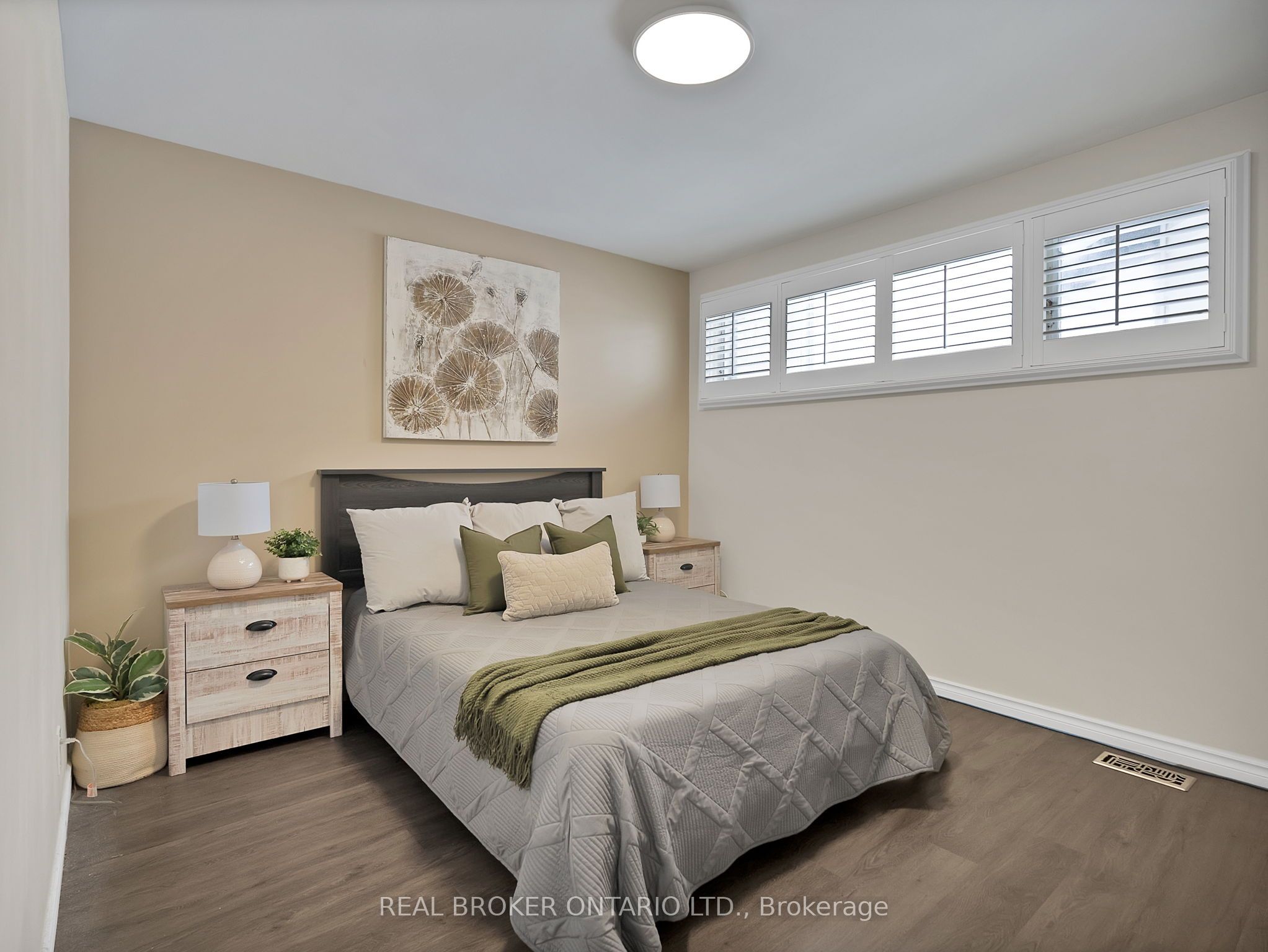 1005 Walton Boulevard