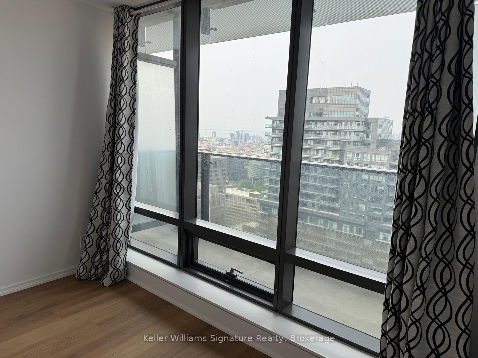 1 Bedroom Condo at 5 St. Joseph, Toronto For sale