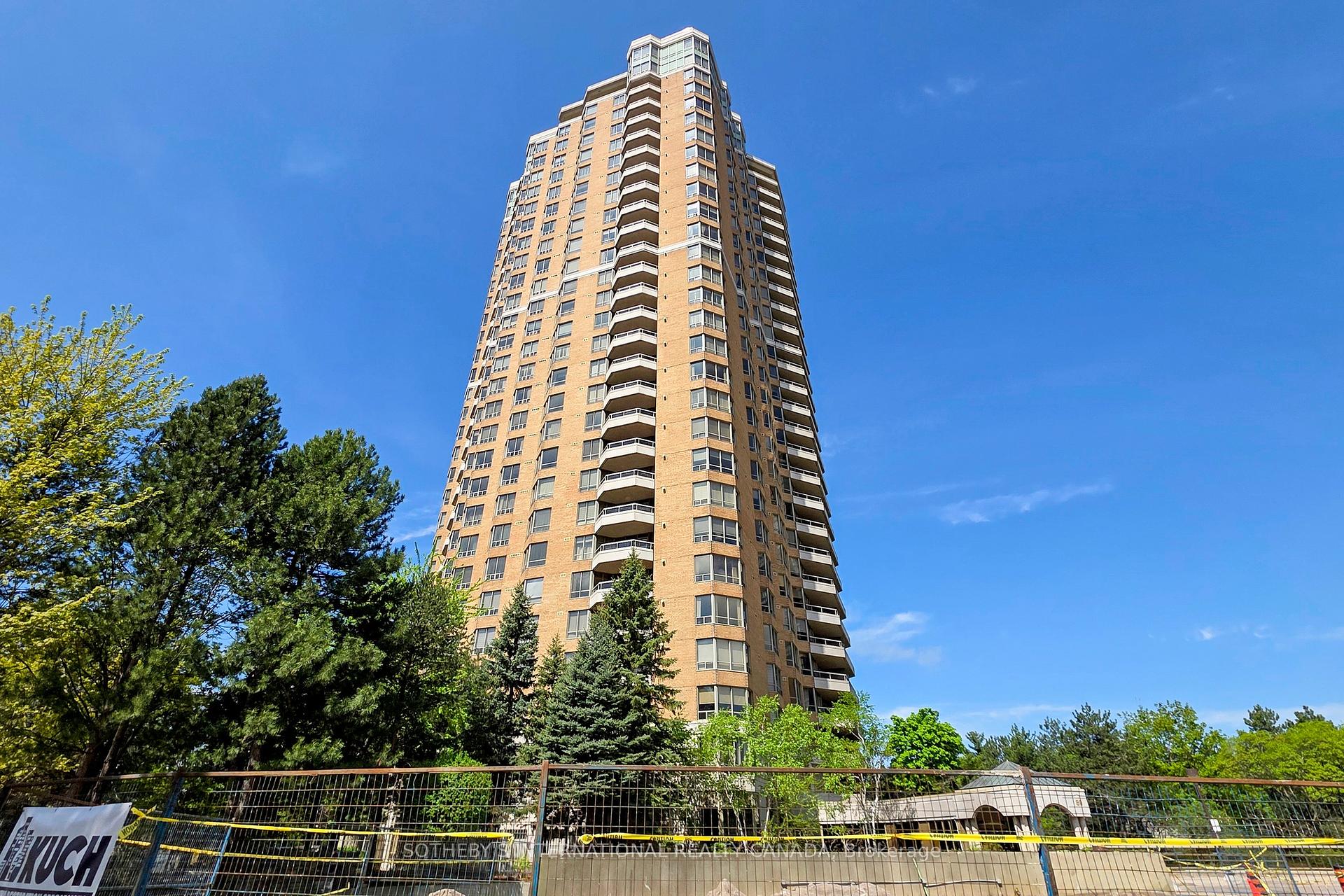 3 Bedrooms Condo at 89 Skymark, Toronto For sale