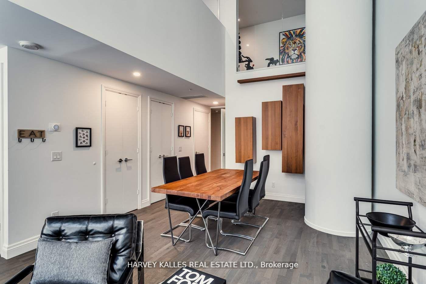 4 Bedrooms Condo at 101 Charles, Toronto For sale