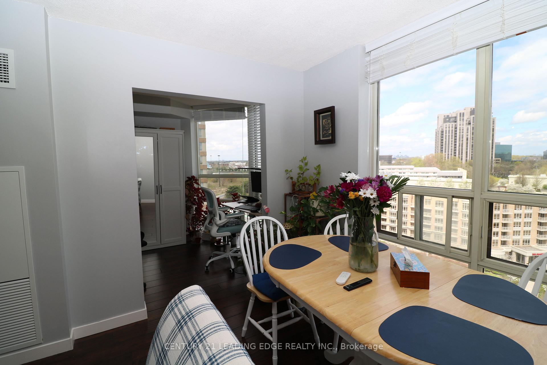 2 Bedrooms Condo at 195 WYNFORD, Toronto For sale