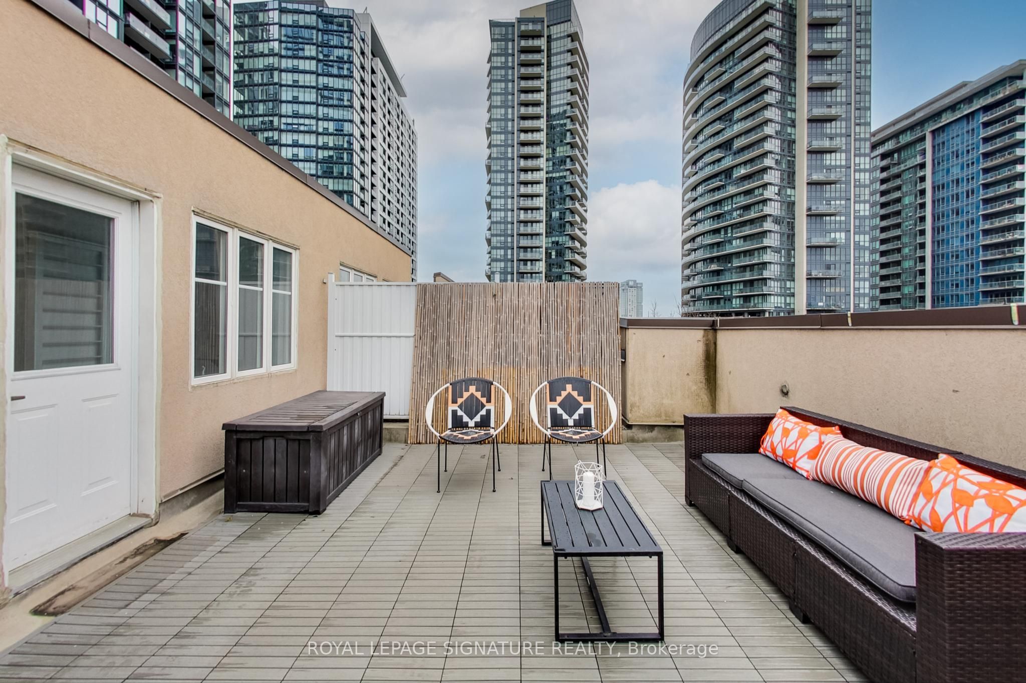 22 Western Battery Road, #115