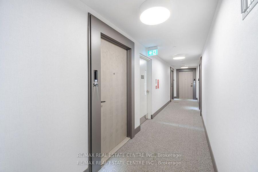 2 Bedrooms Condo at 130 River, Toronto For sale