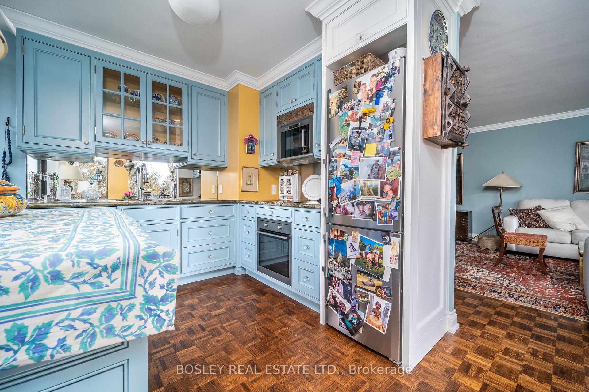 2 Bedrooms Condo at 20 Avoca, Toronto For sale