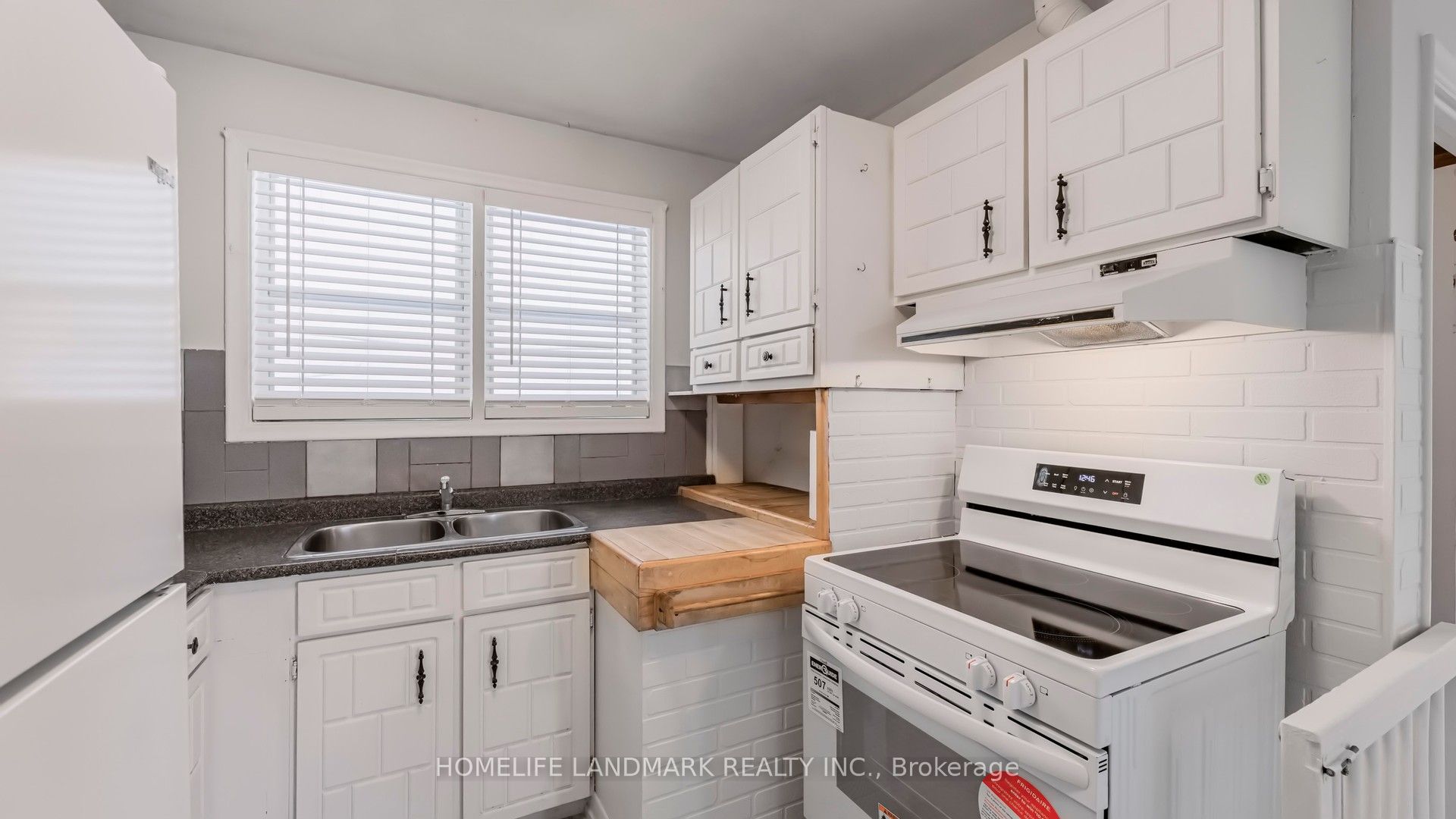424 Bonita Crescent