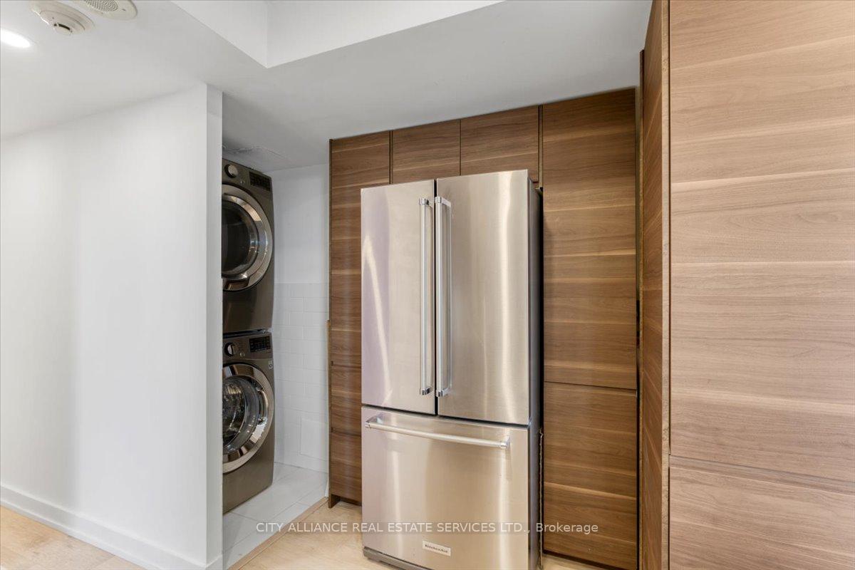 2 Bedrooms Condo at 284 Mill, Toronto For sale