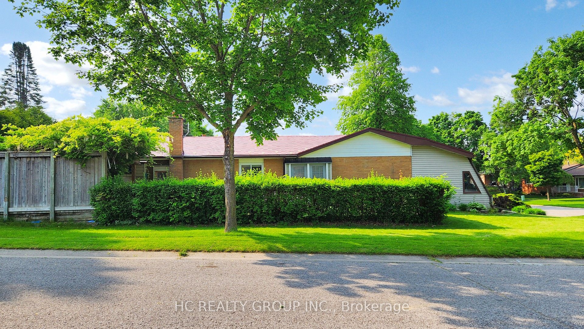 21 SIR CONSTANTINE Drive