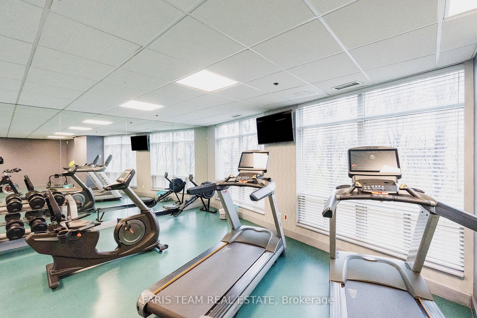 2 Bedrooms Condo at 88 Palace Pier,  Toronto For sale