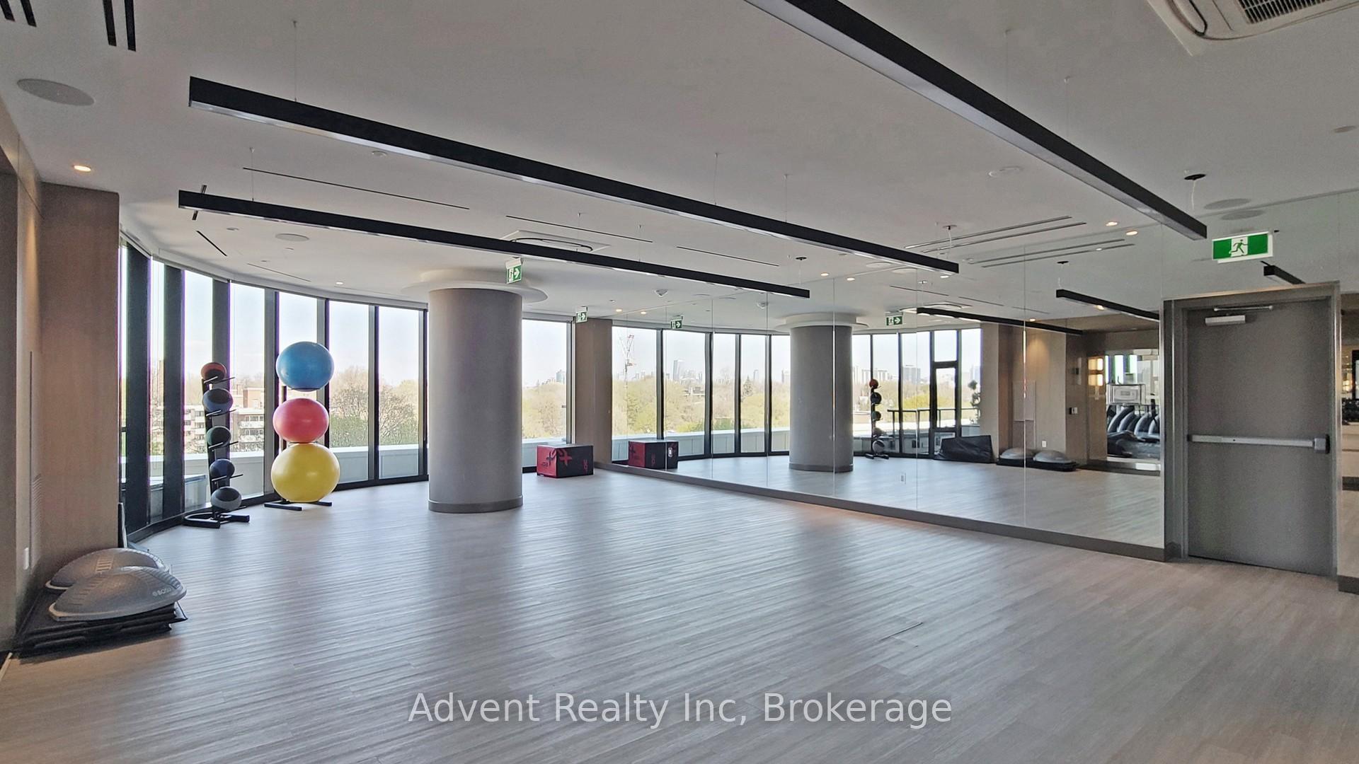 2 Bedrooms Condo at 585 Bloor,  Toronto For sale