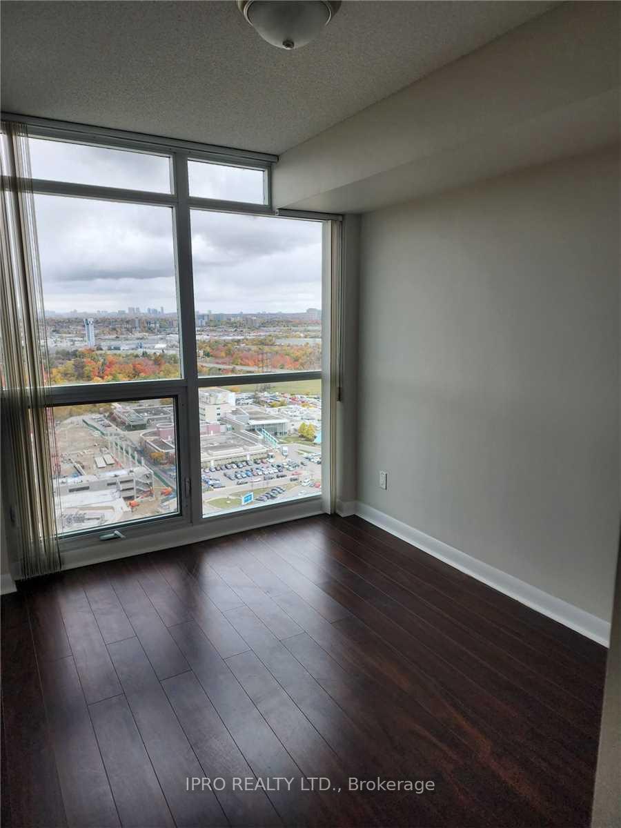 2 Bedrooms Condo at 225 Sherway,  Toronto For sale