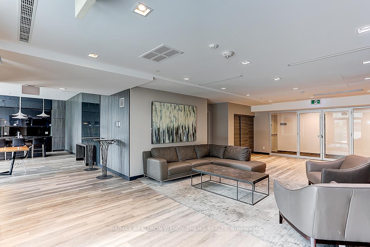 2 Bedrooms Condo at 52 Forest Manor, Toronto For sale