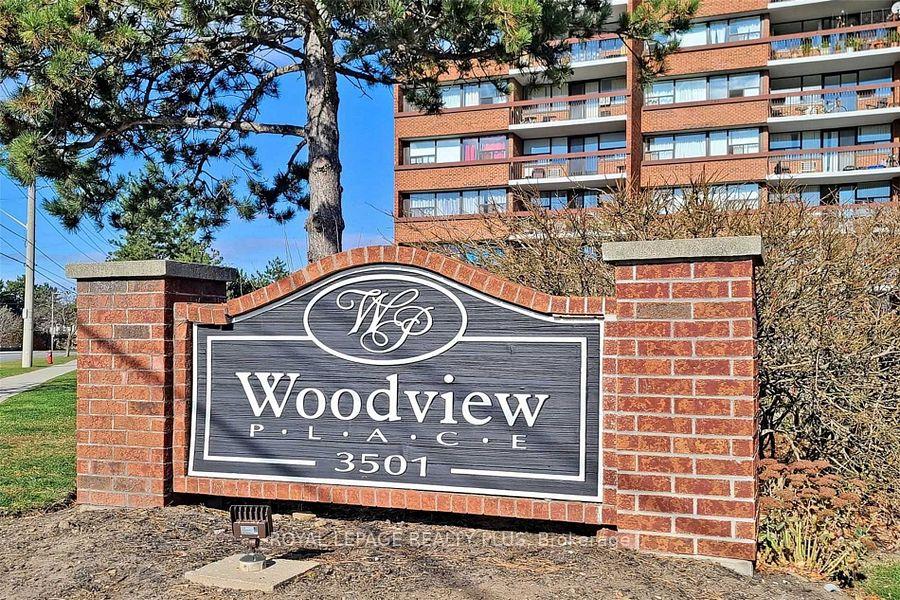 1 Bedroom Condo at 3501 Glen Erin, Mississauga For sale
