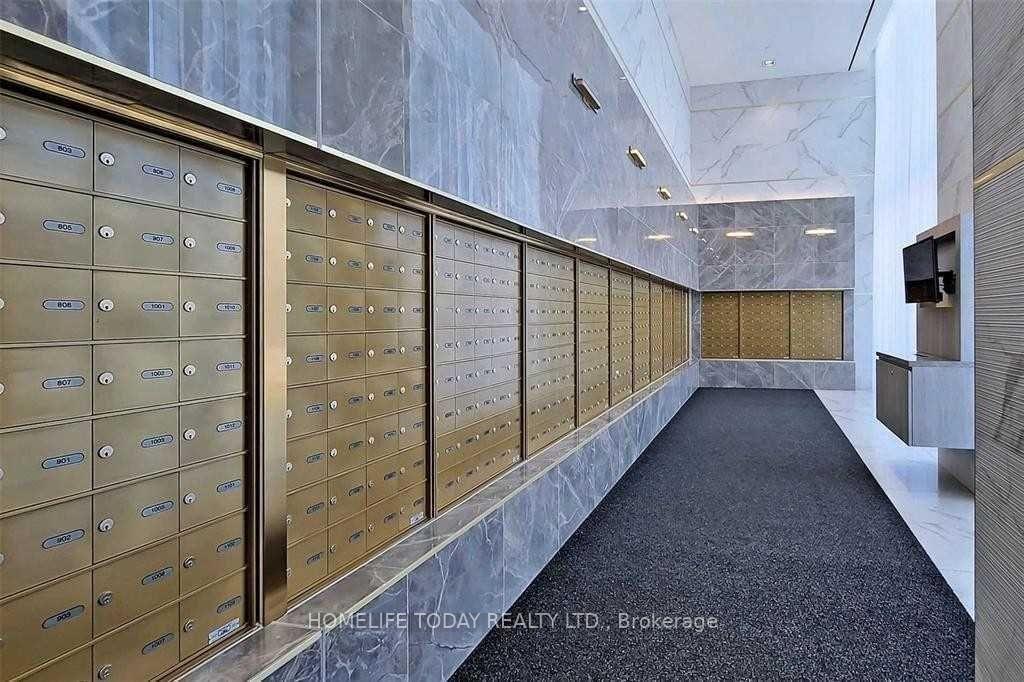 1 Bedroom Co-op at 898 Portage, Vaughan For sale
