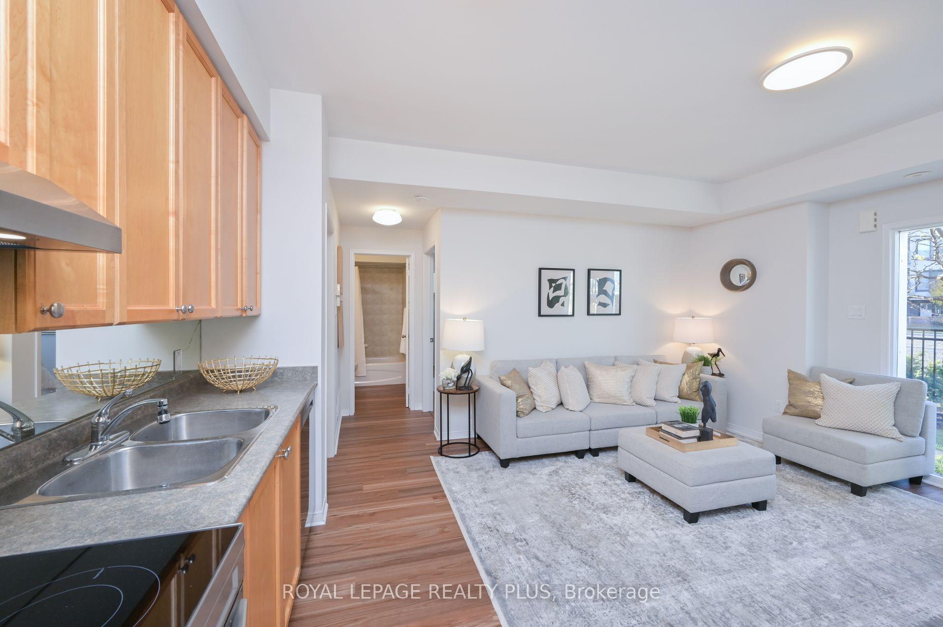 1 Bedroom Condo at 3056 Eglinton, Mississauga For sale