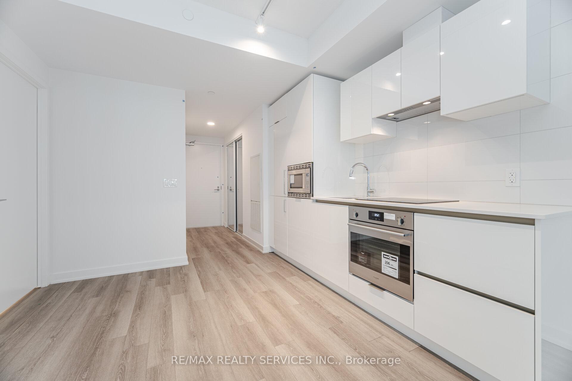 1 Bedroom Condo at 230 Simcoe, Toronto For sale