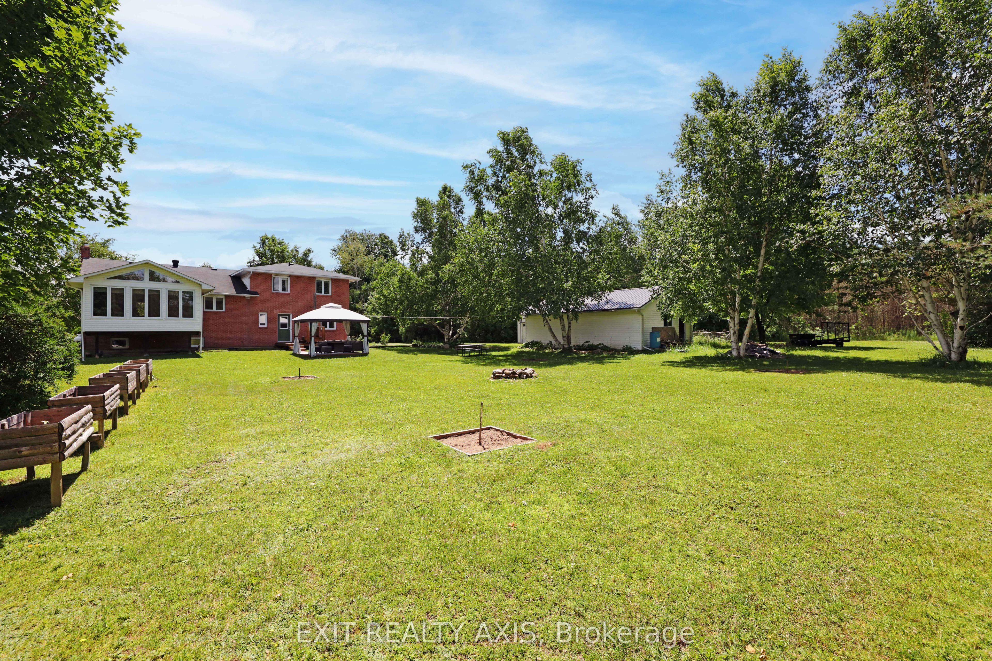 42 STRICKLAND Road