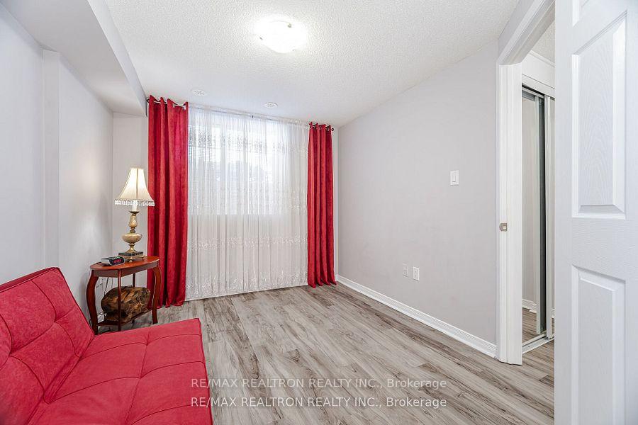 3 Bedrooms Condo at 4711 Kingston,  Toronto For sale