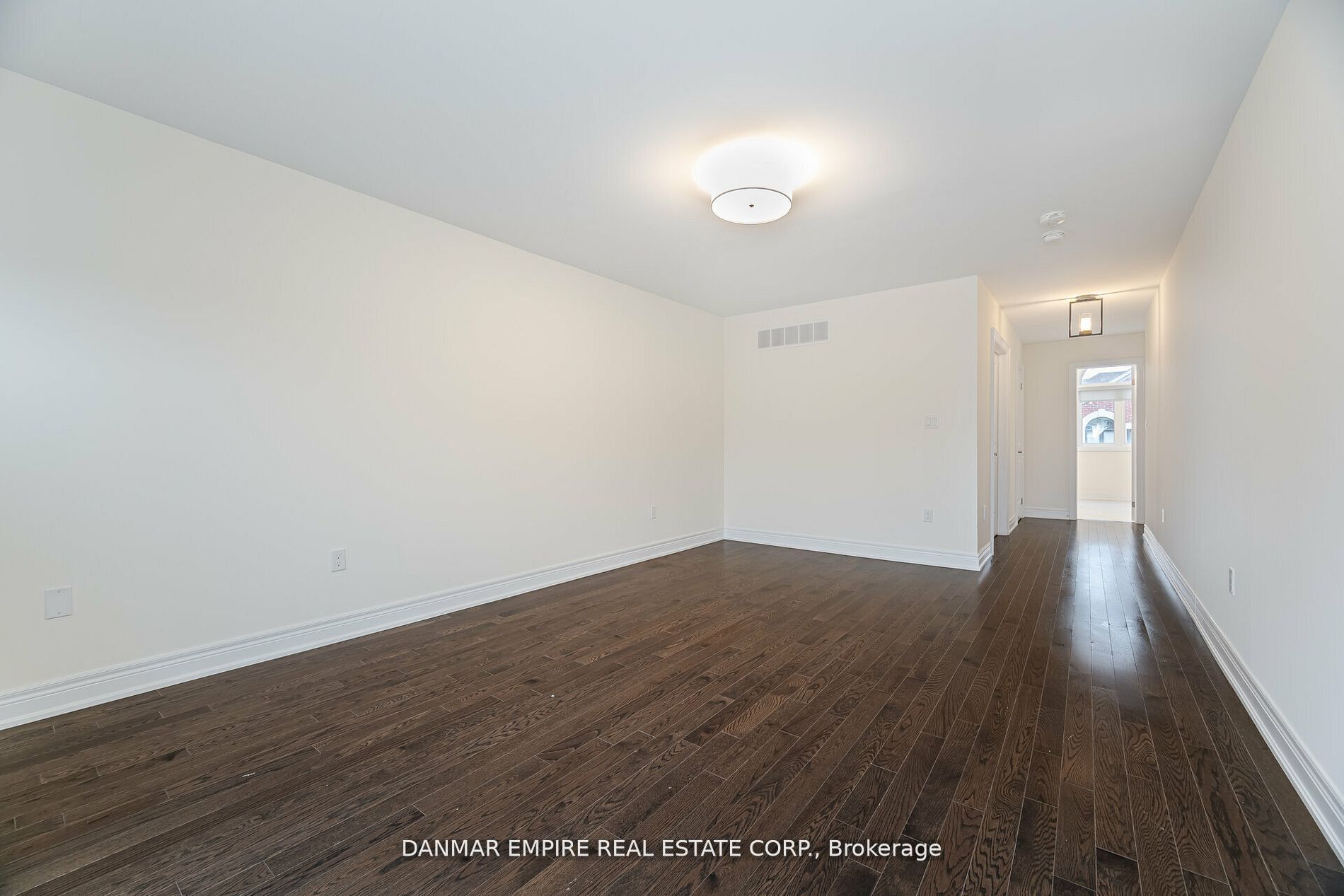 11 Hiawatha Court