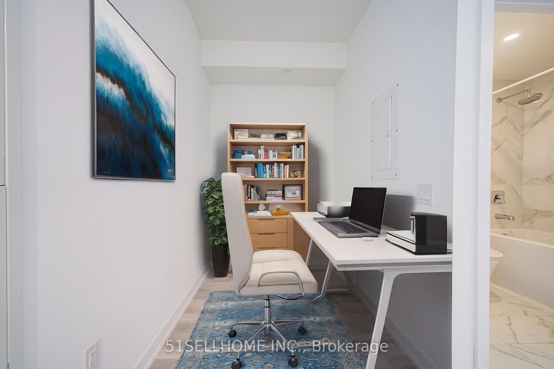 2 Bedrooms Condo at 215 Lakeshore,  Mississauga For sale