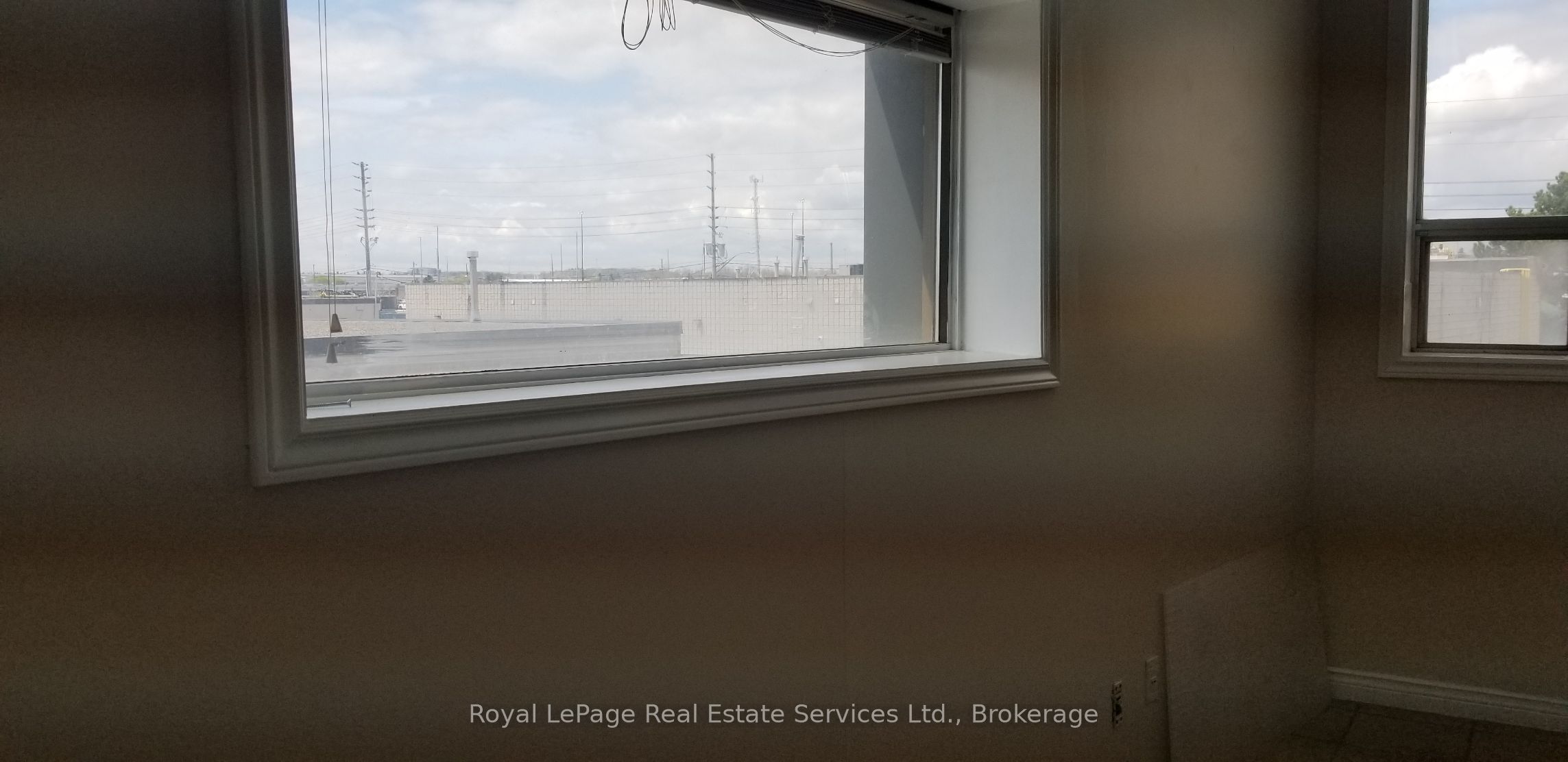 2050 Speers Road, #6