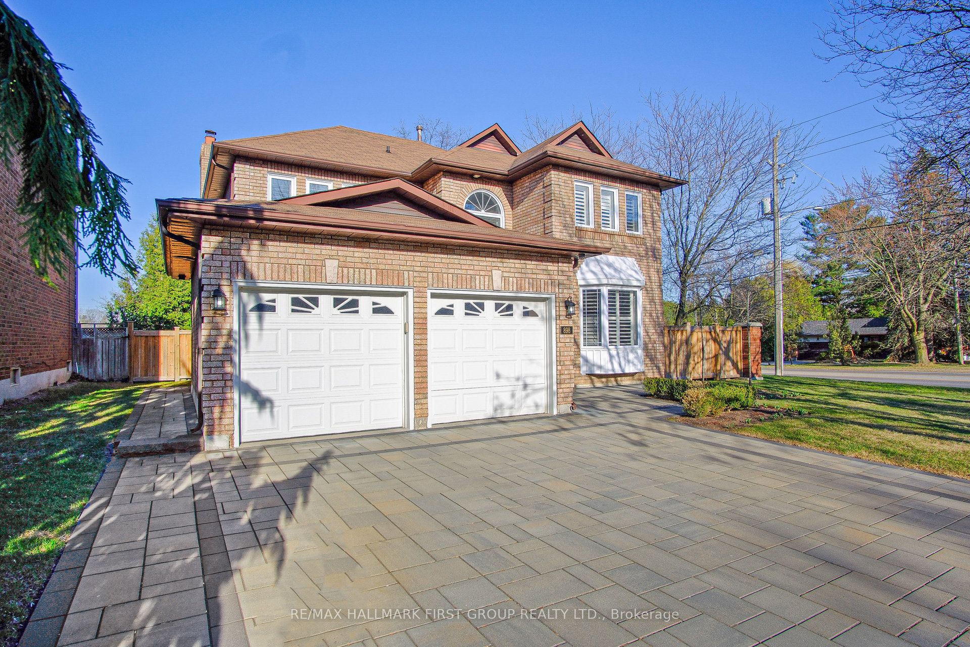 898 Darwin Drive