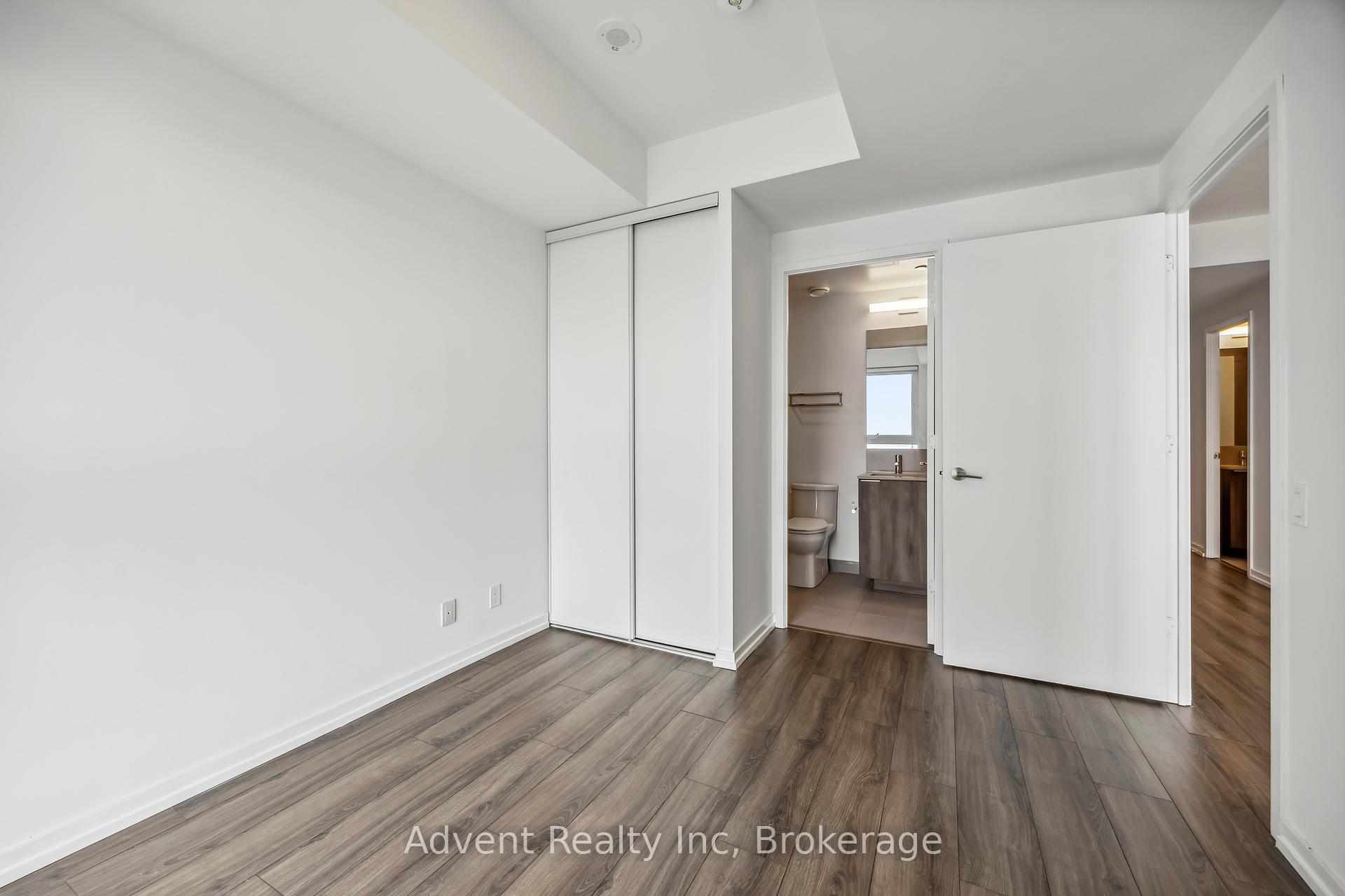 2 Bedrooms Condo at 7890 Jane,  Vaughan For sale