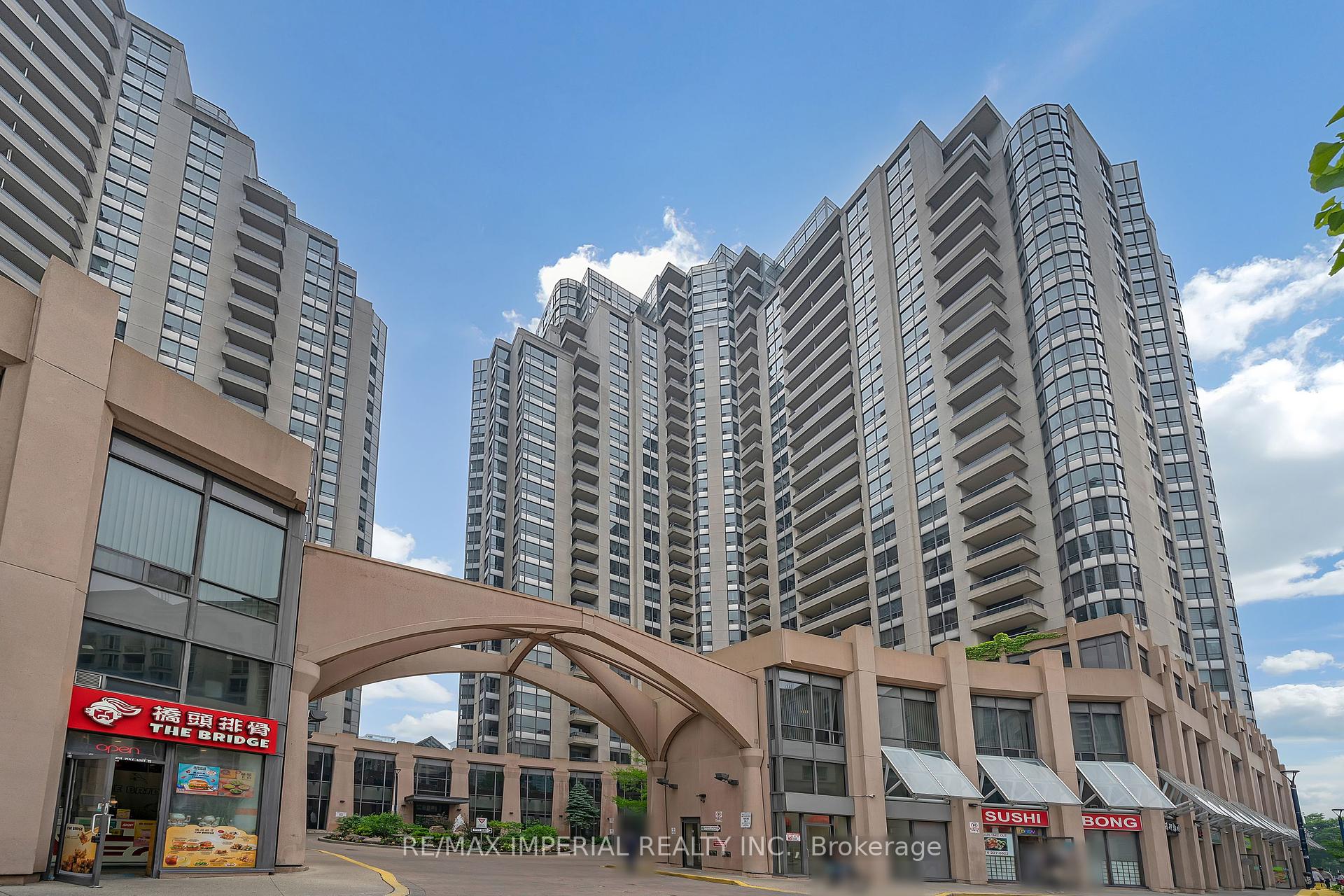 2 Bedrooms Condo at 5 northtown, Toronto For sale