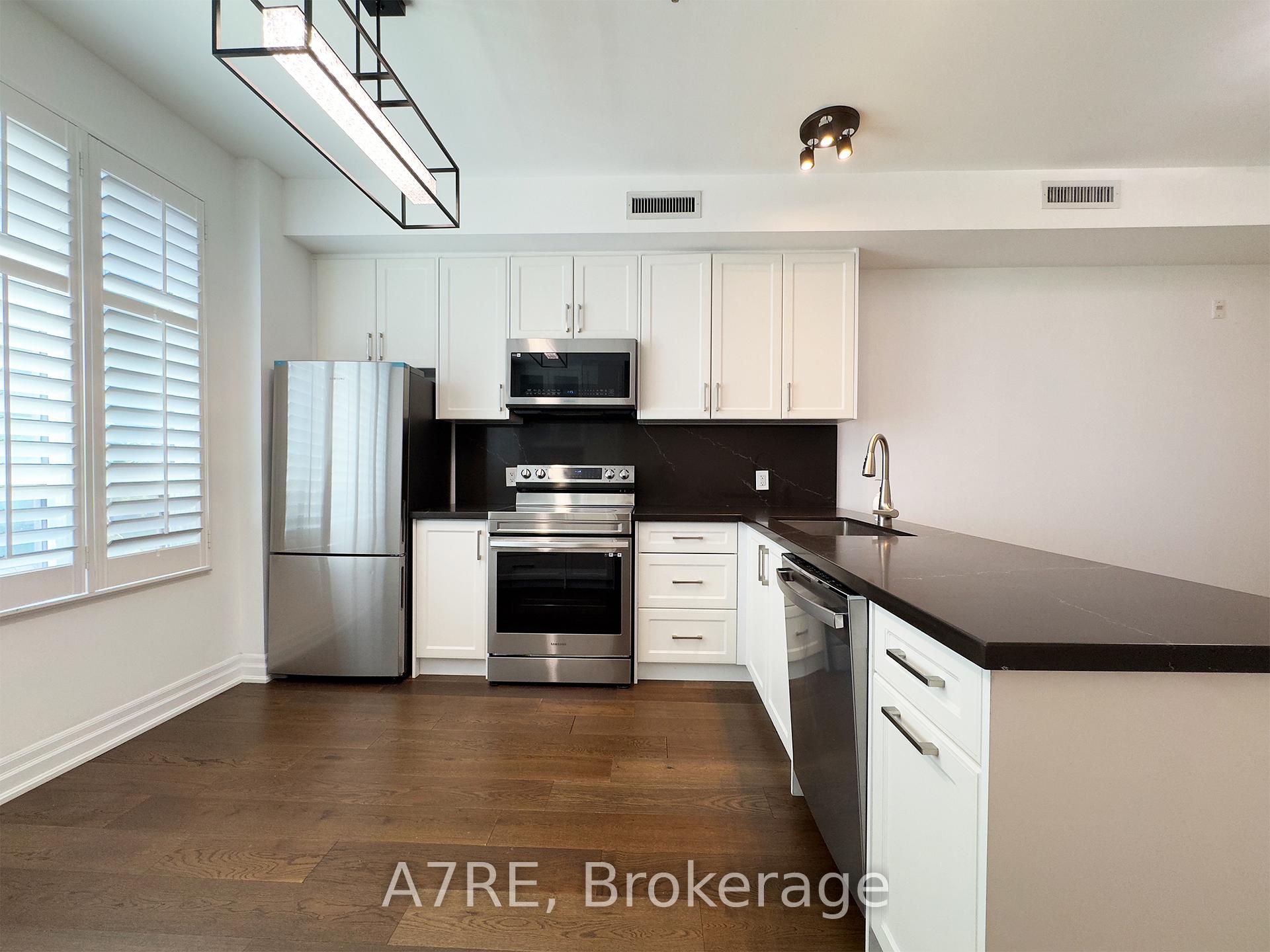 3 Bedrooms Condo at 724 Sheppard, Toronto For sale