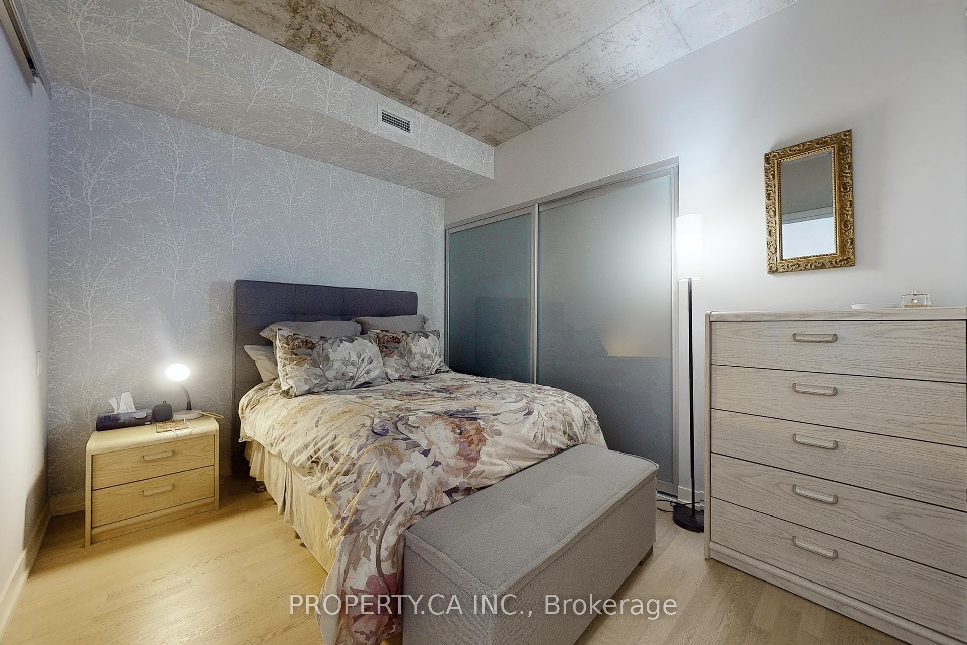 1 Bedroom Condo at 650 King, Toronto For sale