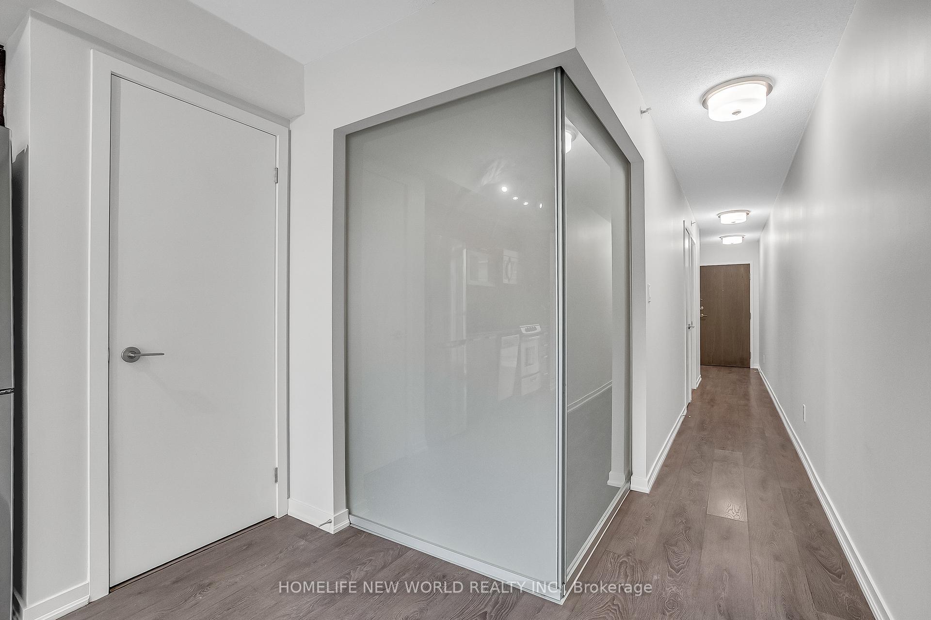 2 Bedrooms Condo at 68 Abell, Toronto For sale