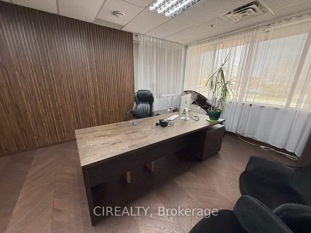 230 Watline Avenue, #Second Floor