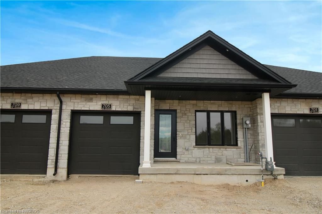 705 18TH Street Hanover Ontario N4N 0C5