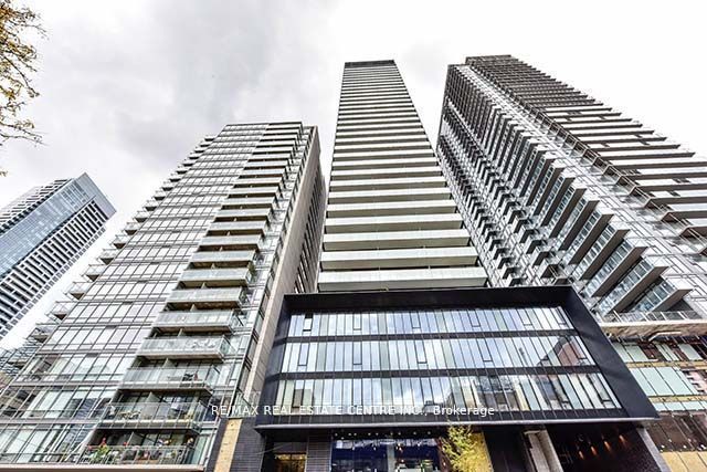 28 Wellesley